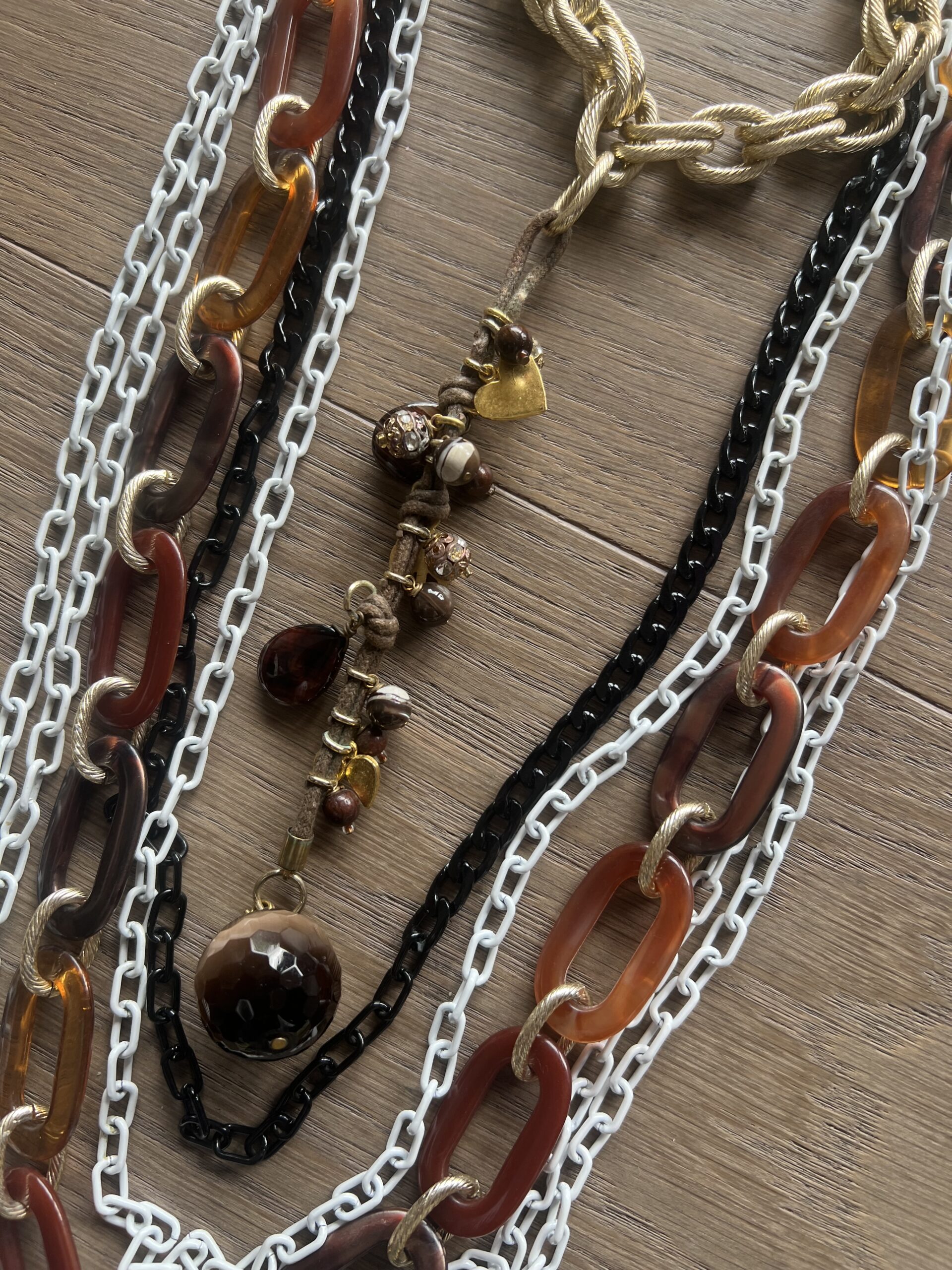 NM25 MONIKA - Imagen 3